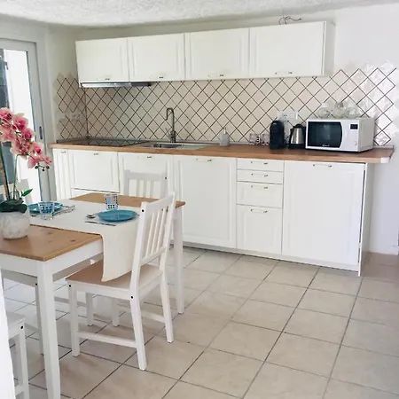 Beach House Ilaria- Smeraldo Apt Olbia Exterior photo