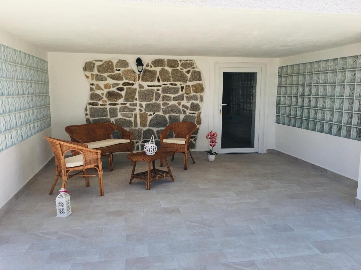 Apartment House Ilaria- Smeraldo Olbia