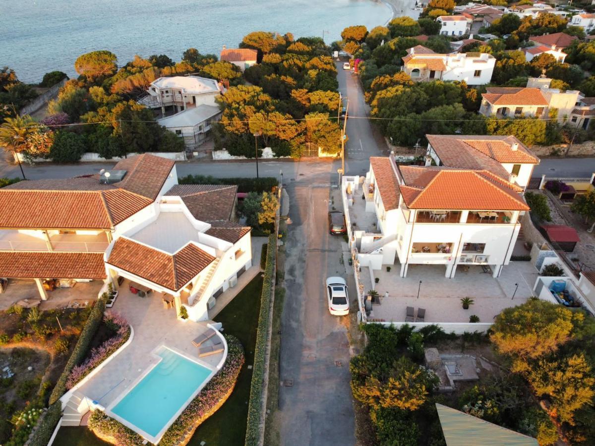 House Ilaria- Smeraldo *